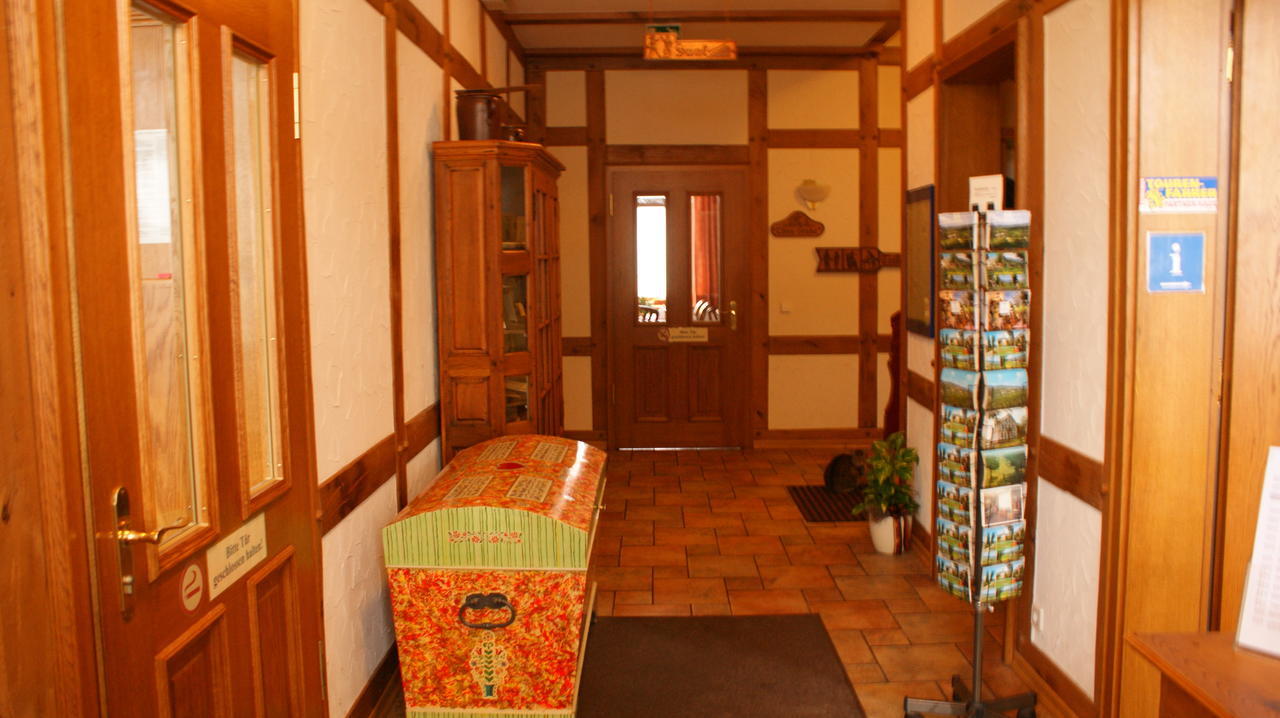 Landhotel Loenskrug Hellental 외부 사진