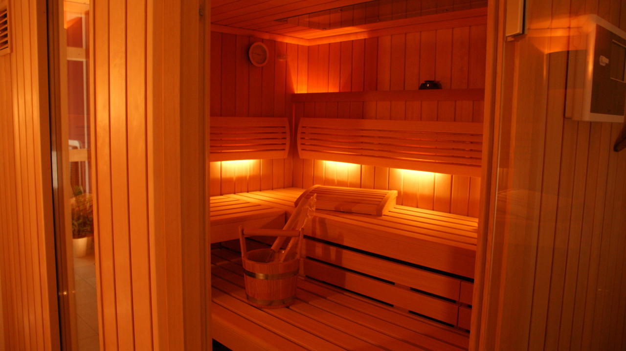 Landhotel Loenskrug Hellental 외부 사진